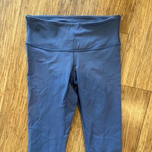Lululemon Wunderunder 28” Leggings size 4